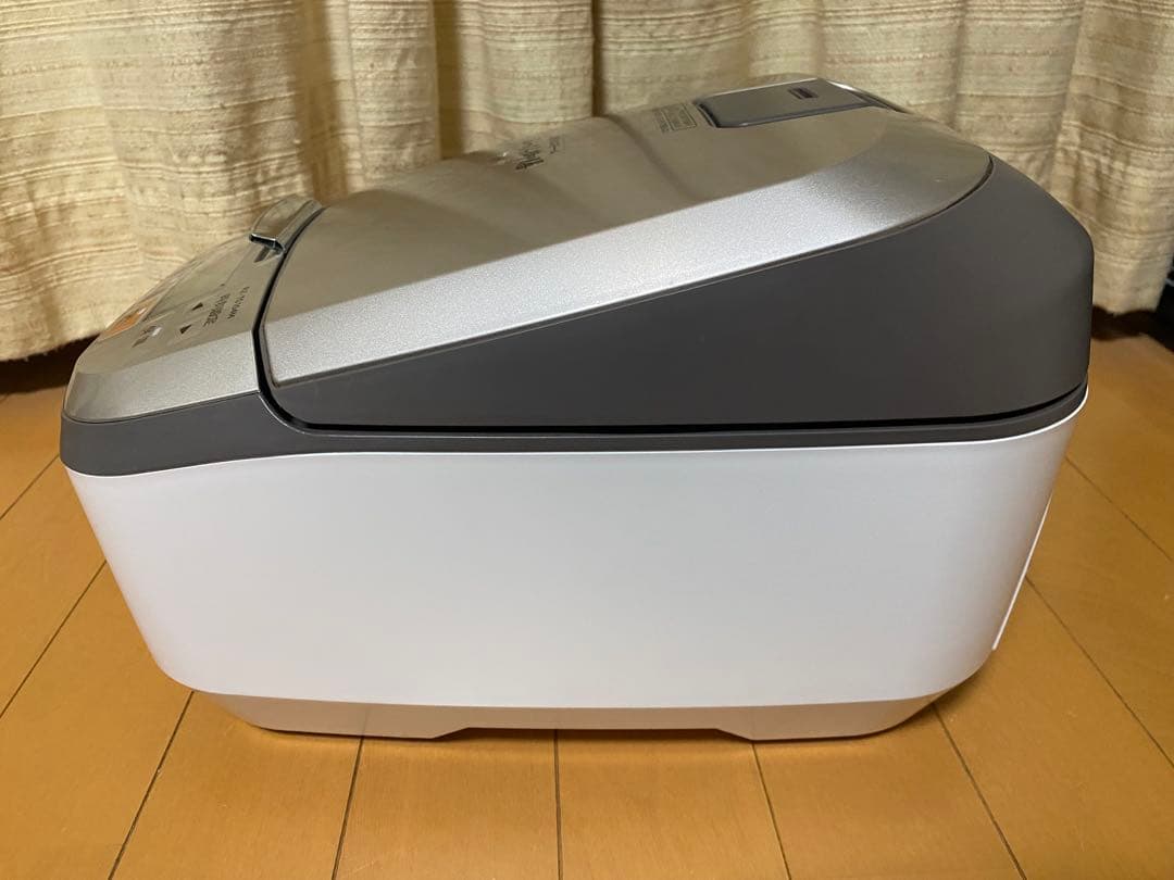 美品　日立　5.5合炊　IH圧力＆スチーム RZ-TS104M-W 2021年製