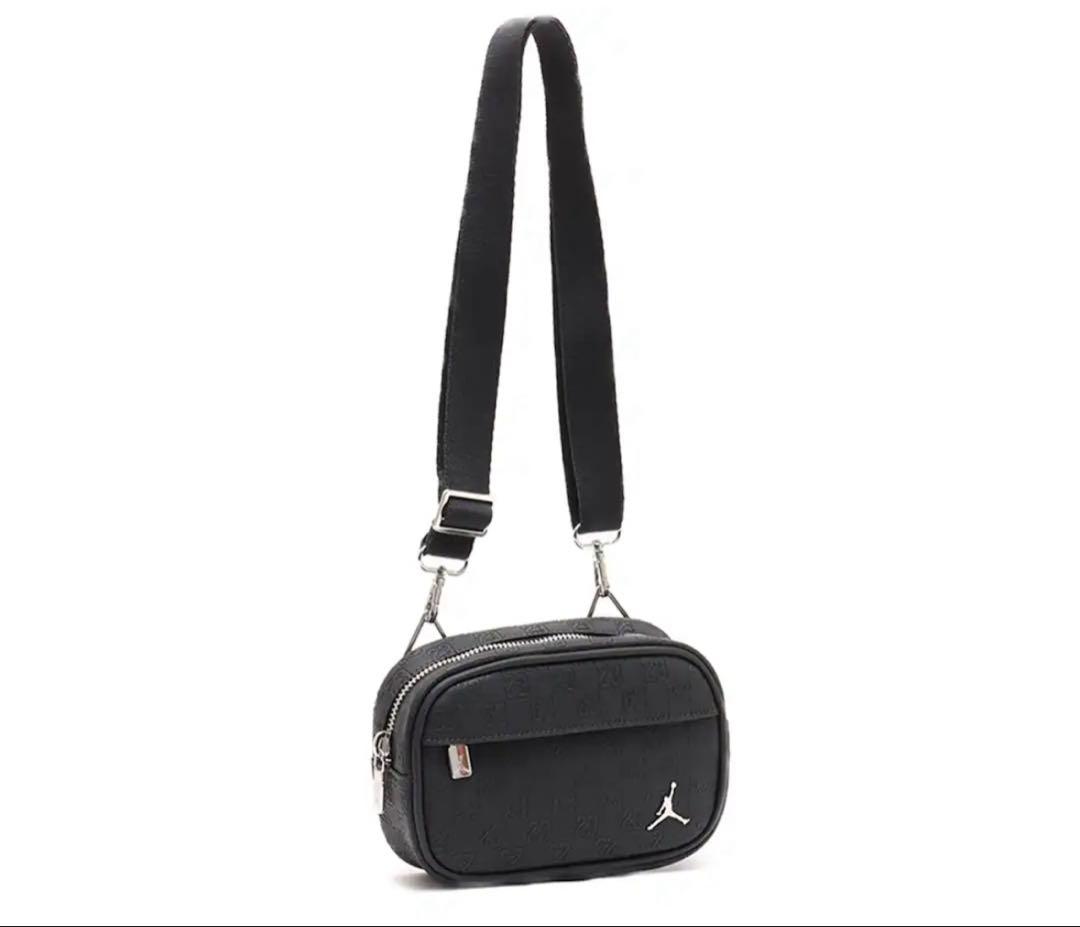 バッグ JORDAN BRAND JAM MONOGRAM CAMERA BAG