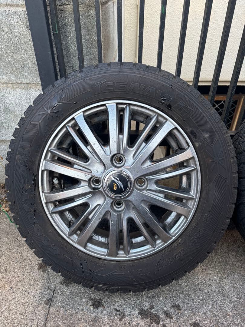 軽自動車　タイヤホイールセット　スタッドレス
