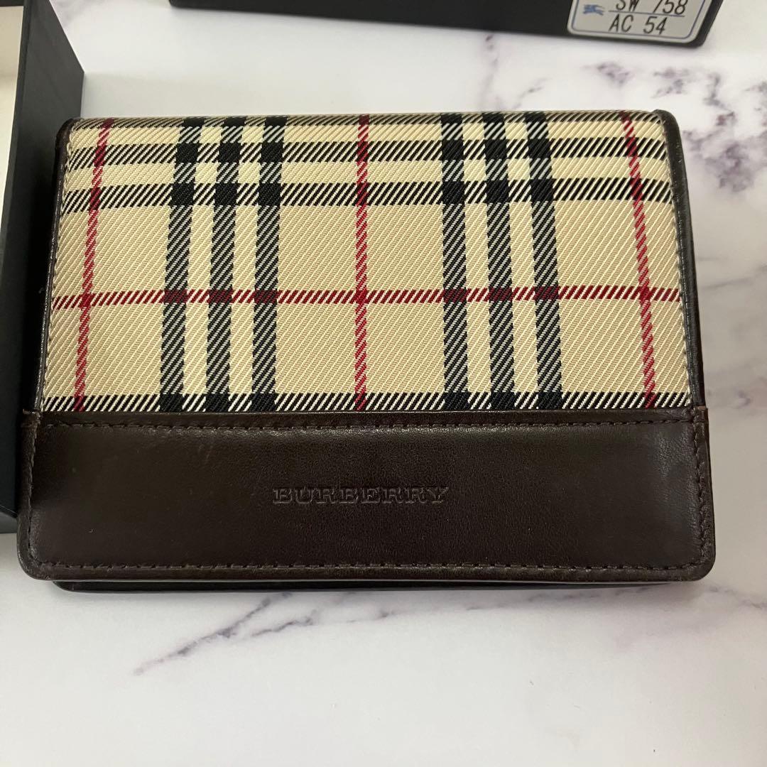 すっぴぃですBURBERRY チェック柄 二つ折り財布