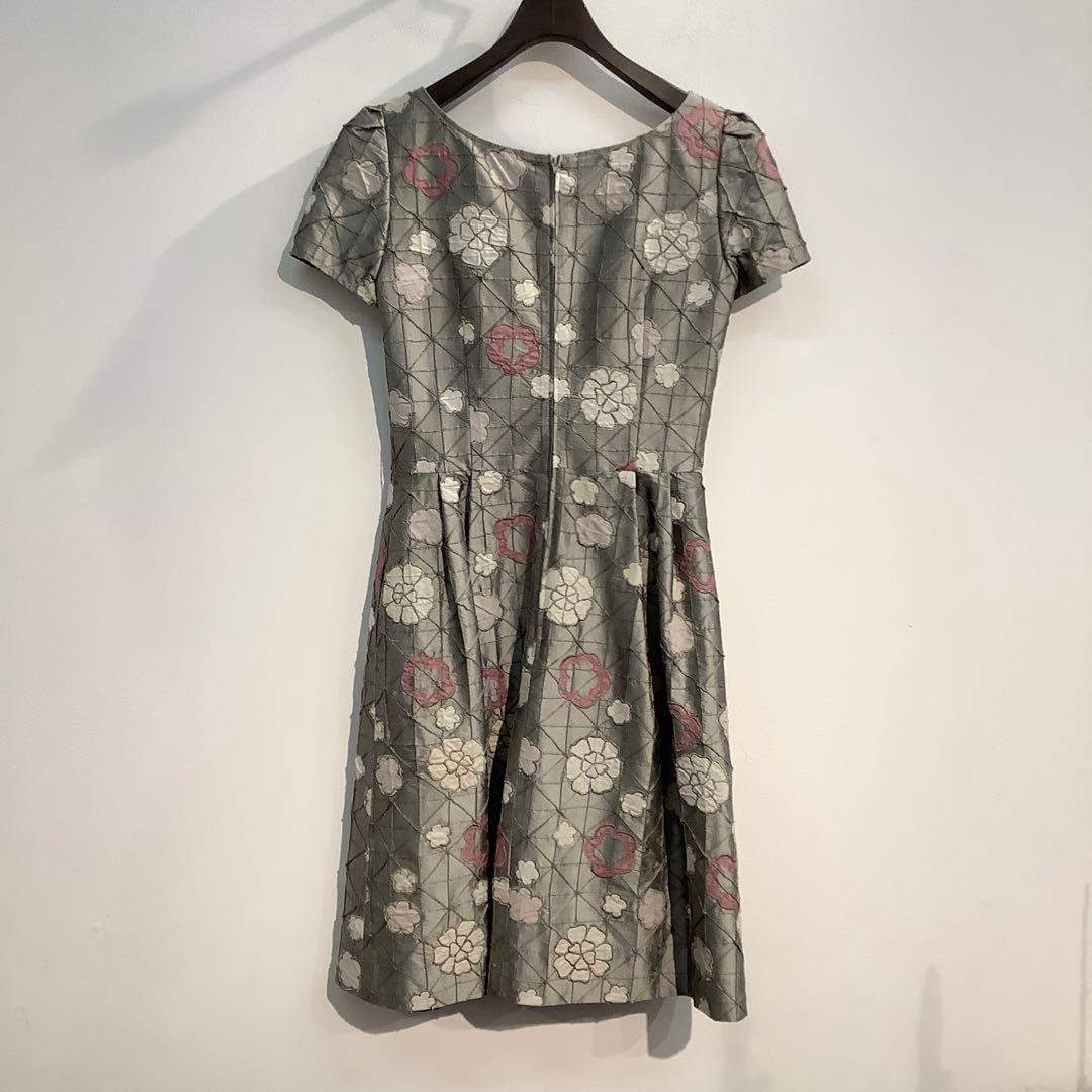 Rene ルネ　花柄　インドシルクワンピース　グレー　サイズ36