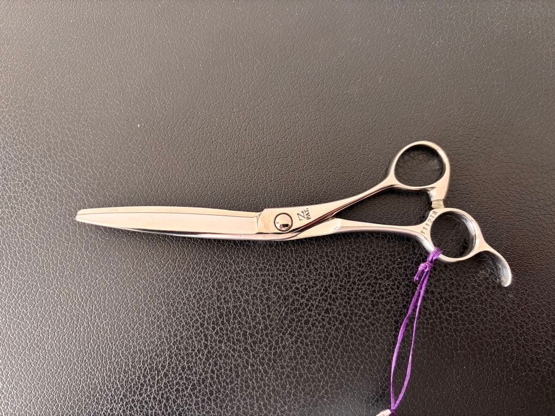 【最終セール】新品 未使用 ハイネッタ ナルト シザー レミートップ 208