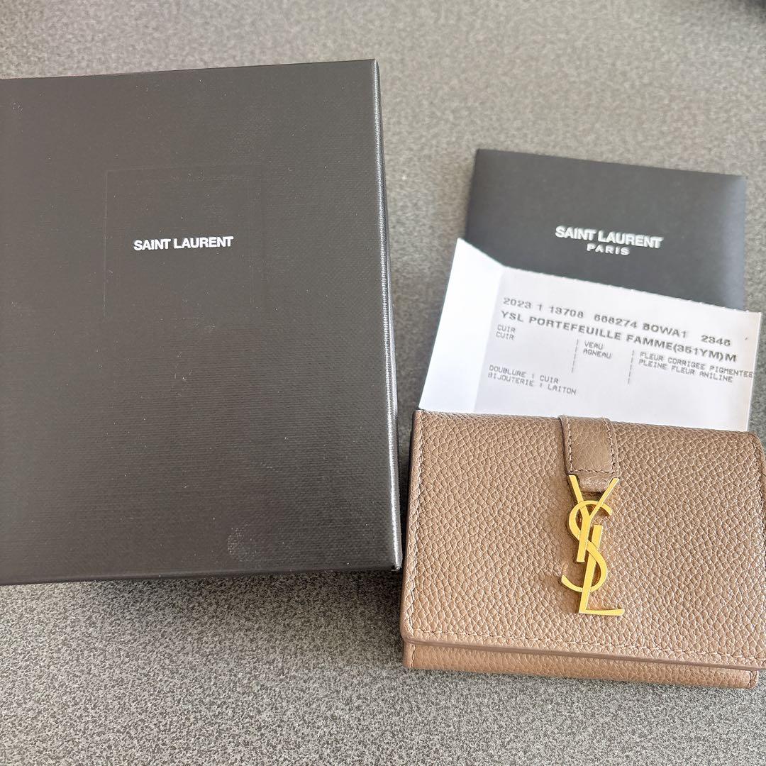 YSL ベージュ 三つ折り財布