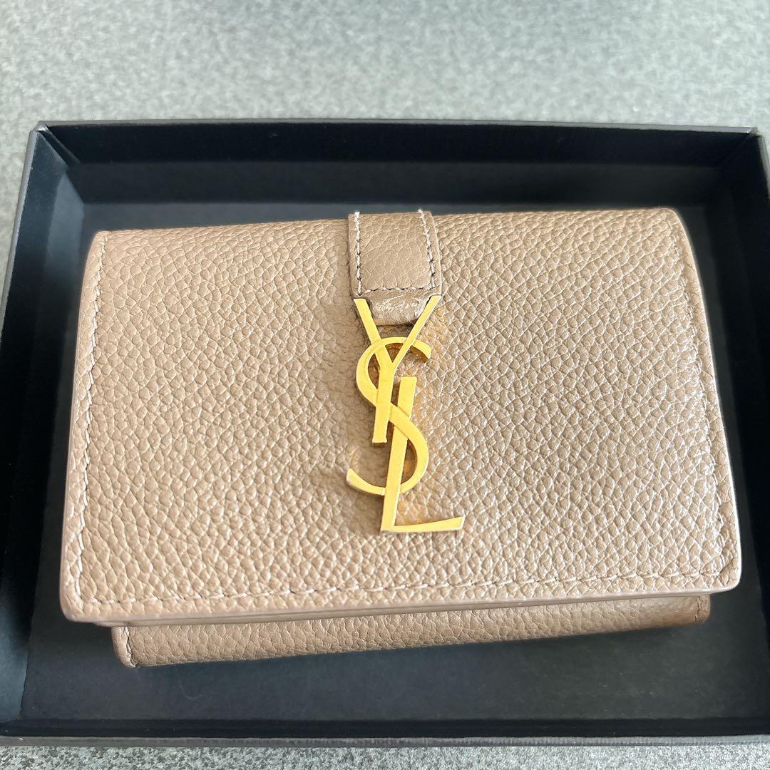YSL ベージュ 三つ折り財布