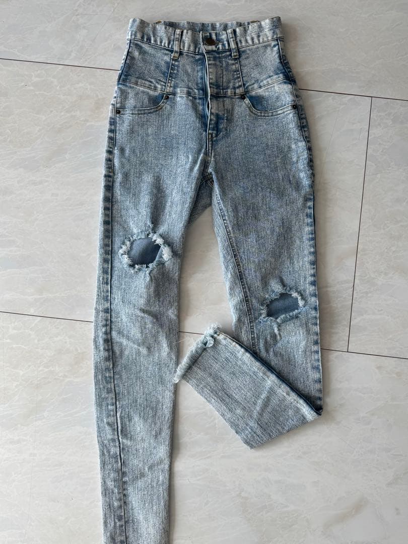 美品　パンツ　diante デニムスキニー　ハイウエスト　瀬戸南　スキニー