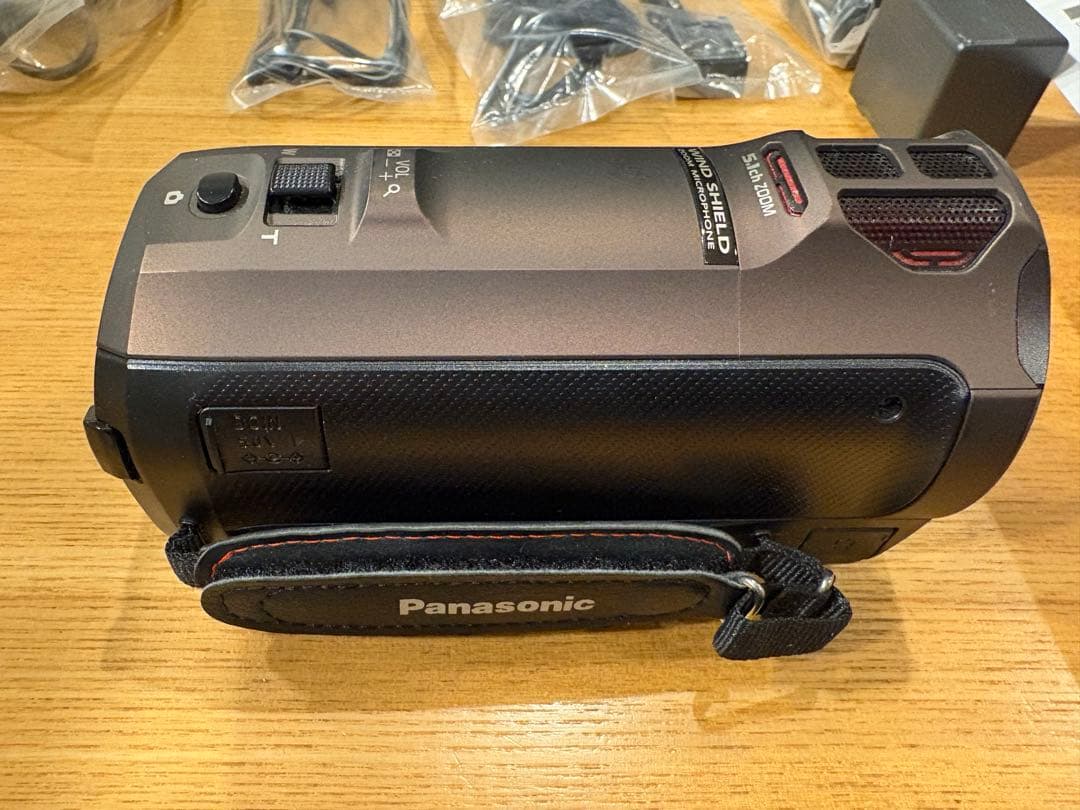 Panasonic HC-WX995M 4Kビデオカメラ