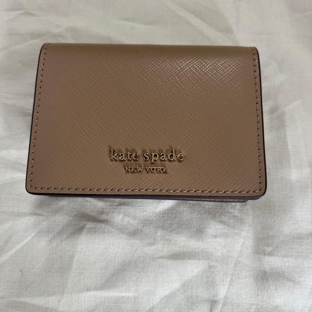 【新品未使用】kate spade グレー 名刺入れ