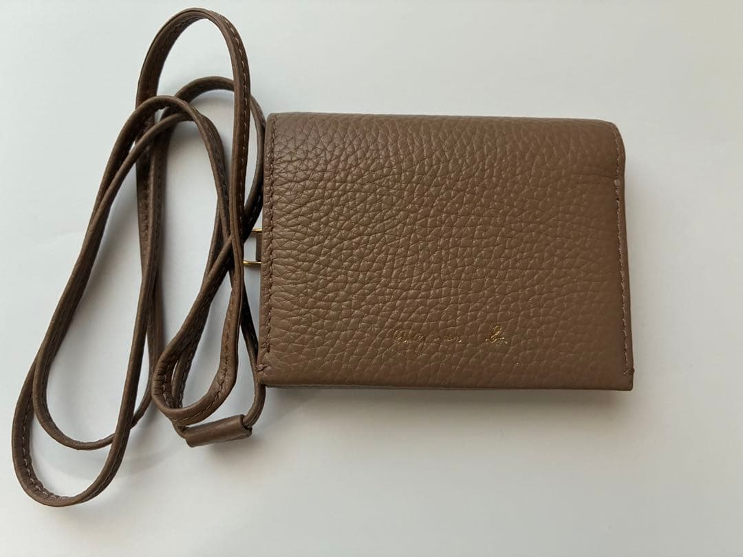 【美品】agnes b. アニエスベー 三つ折り財布 ショルダー付 グレージュ系