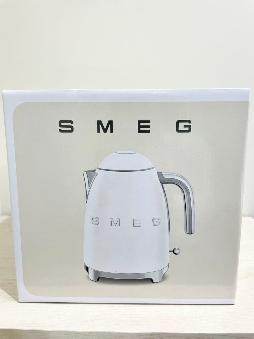 【chachamaru専用】SMEG スメッグ ケトル(マットホワイト)