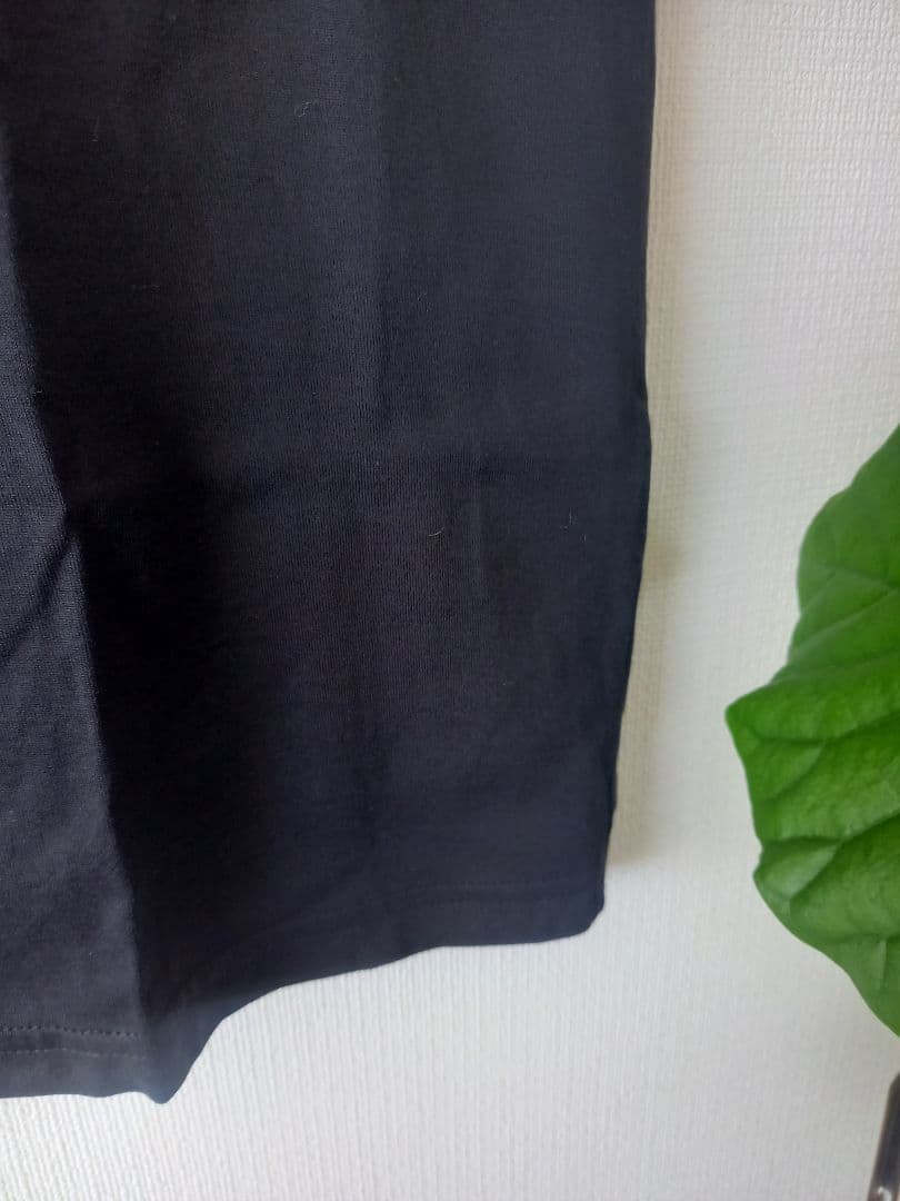 t*★様 GIVENCHY☆リカルドティッシ☆赤グラフィック☆レアTシャツ新品未