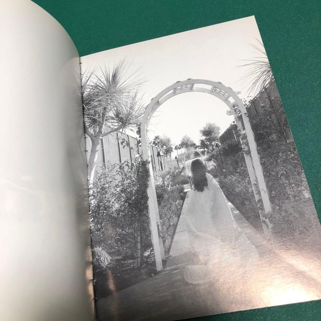 アート・デザイン・音楽 Are Plants People? by Mark Borthwick
