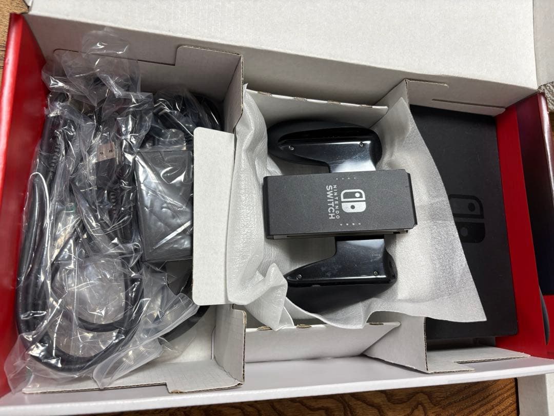 【極美品】nintendo switch本体セット