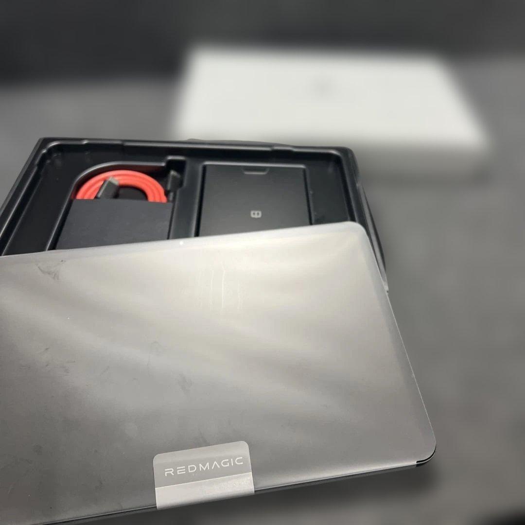 REDMAGIC Astra ゲーミング タブレット