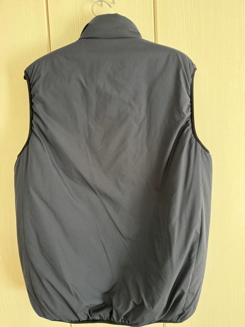 South2 West8 Insulator Vest Lサイズ