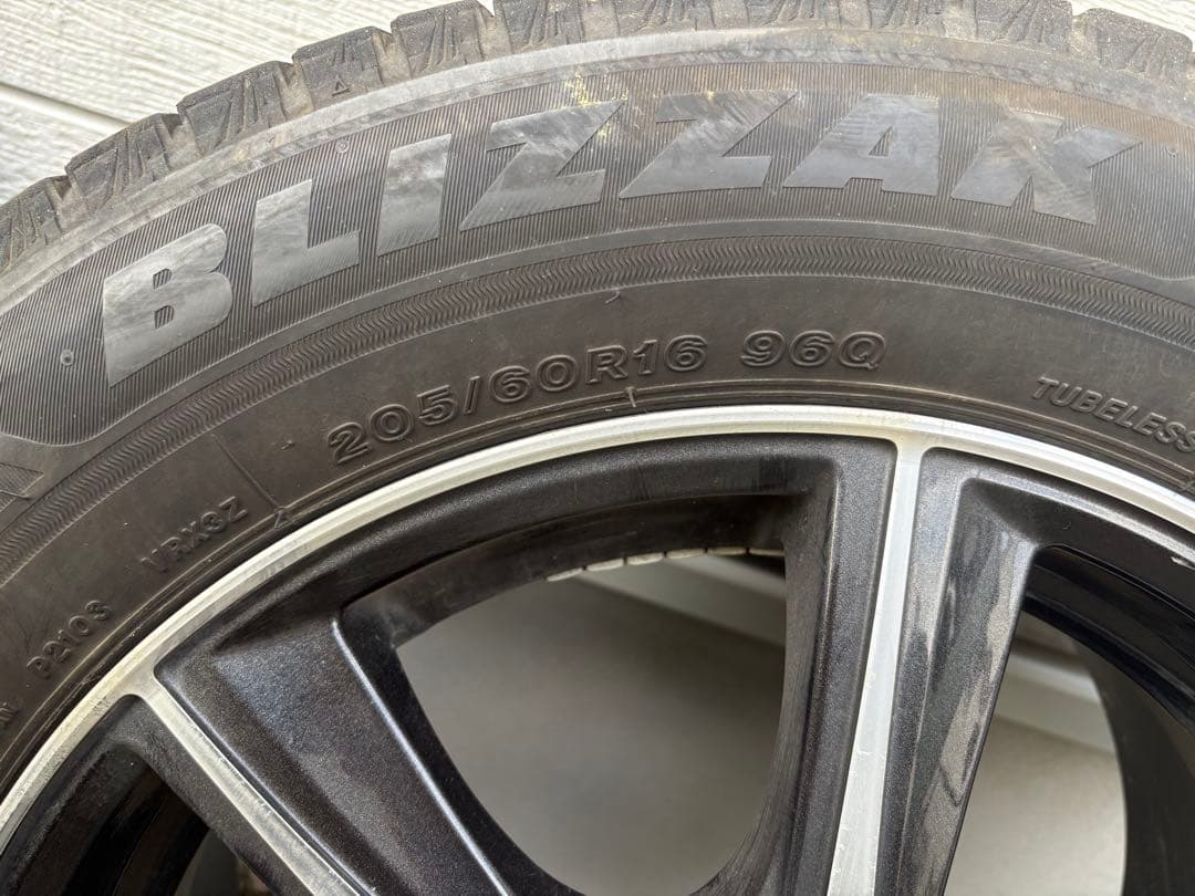 21年VRX3 スタッドレスホイール４本セット　205/60r16送料込み