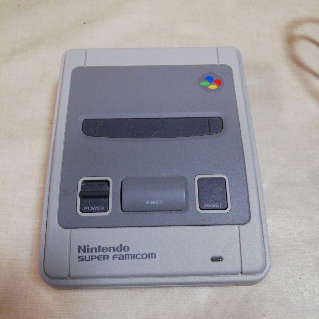 任天堂　スーパーファミコンクラシックミニ　CLV-301