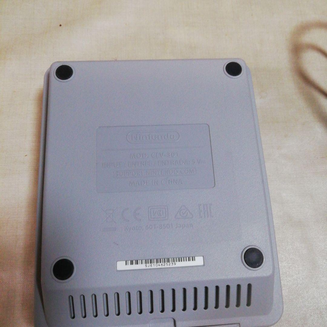 任天堂　スーパーファミコンクラシックミニ　CLV-301