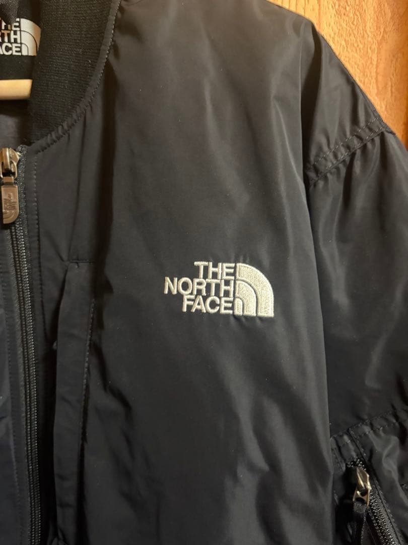 THE NORTH FACE ブラック MA-1 ジャケット【終値】