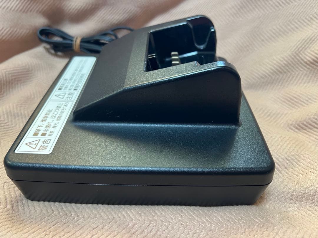 Panasonic パナソニック　充電器　NKJ075Z1