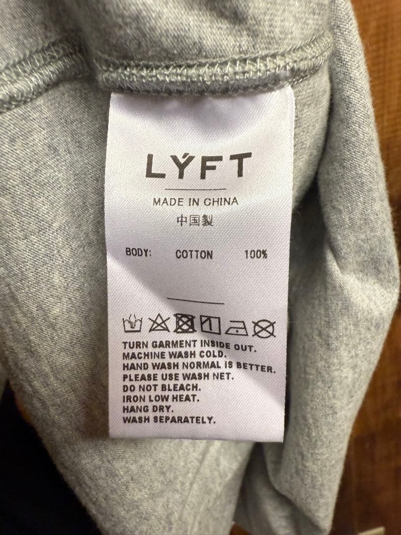 LYFT タンクトップ リフト　ノースリーブ4枚セット　lift　tシャツ