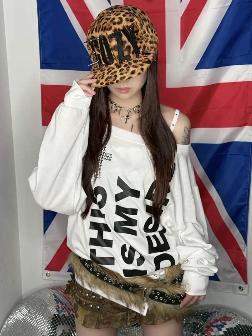 完全正規品 cozy worldwideCOZY SPIKED LOGO CAP