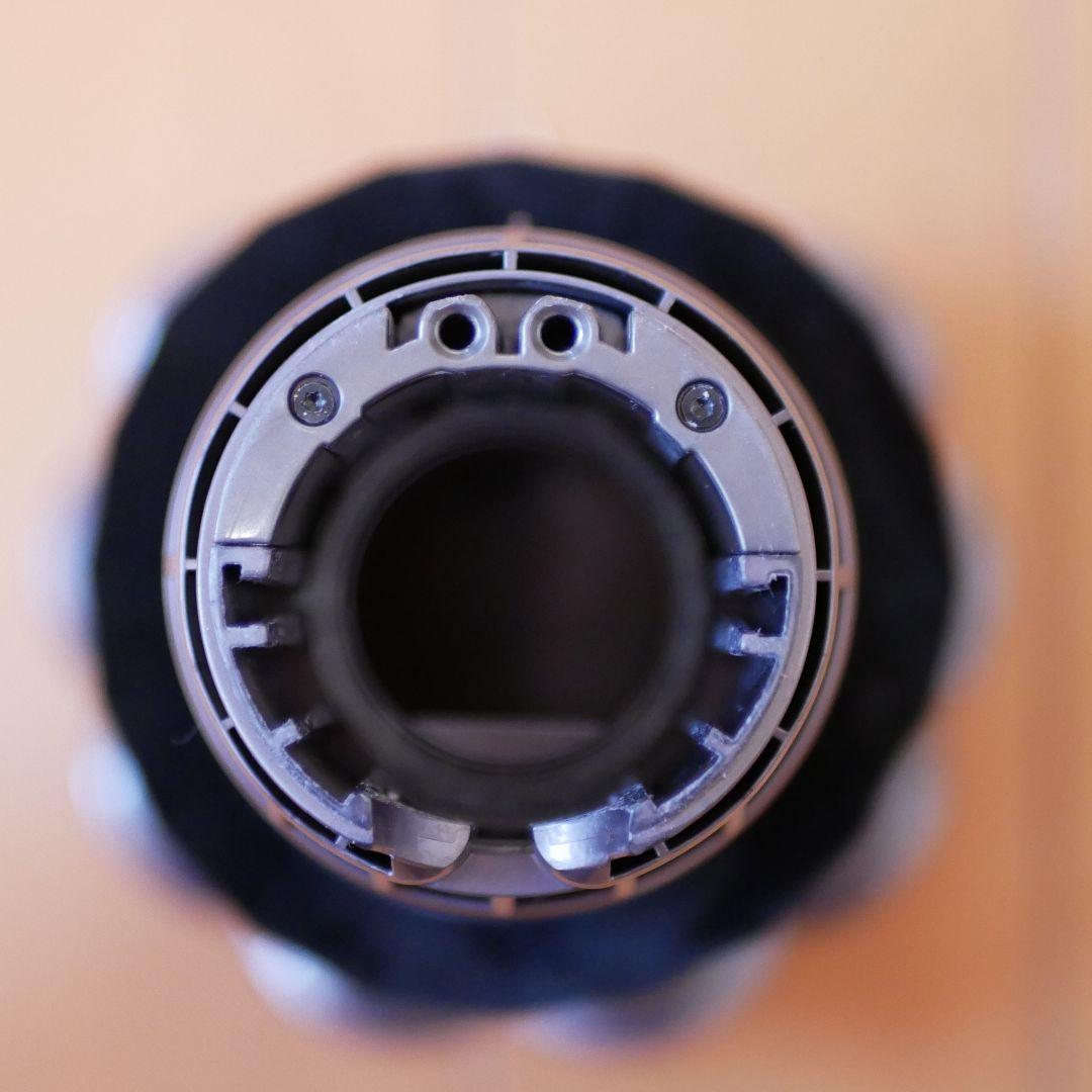 Dyson SV18Digital Slim 本体のみ　分解洗浄済み　中古美品