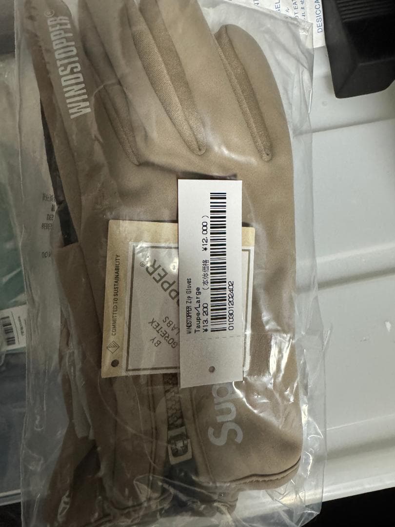 小物 Supreme WINDSTOPPER Zip Gloves L