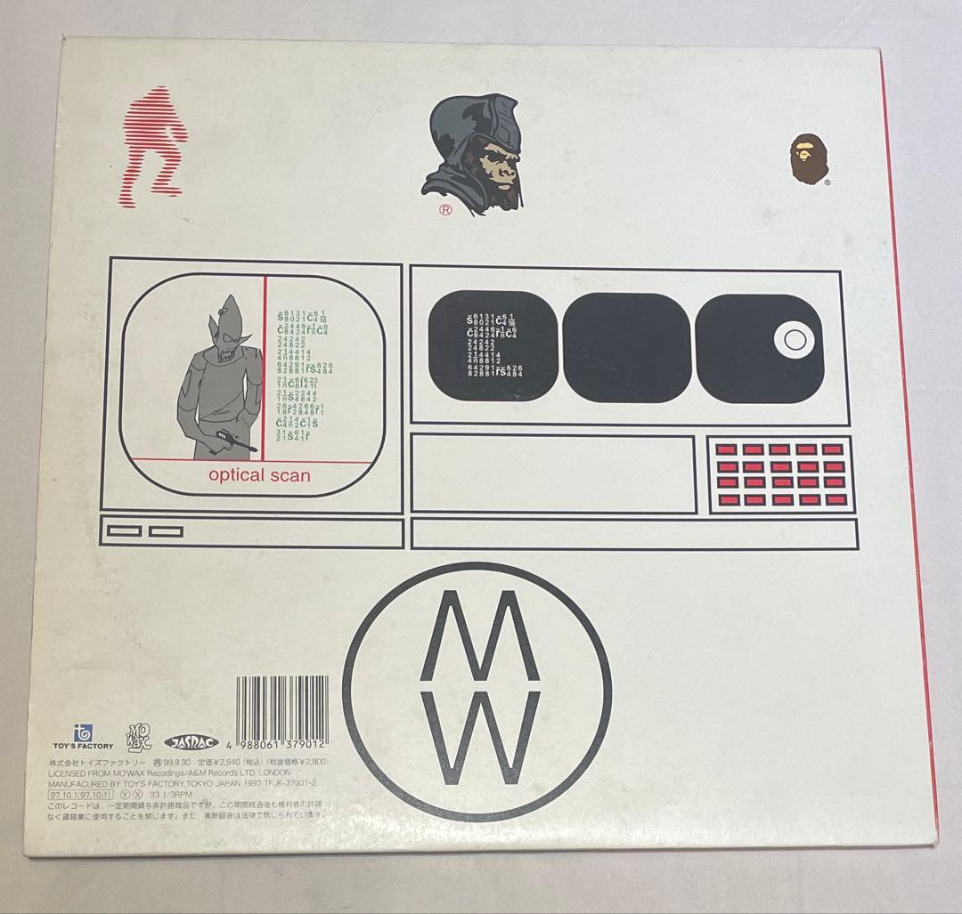 邦楽 A BATHING APE james vs nigo ape vs mowax