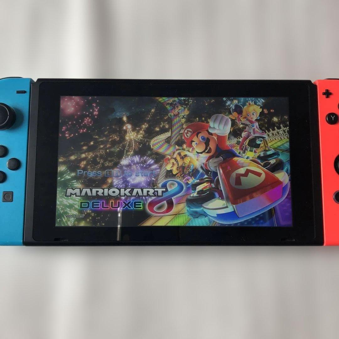 起動確認済初期化済 Nintendo Switch本体 2018年型です。