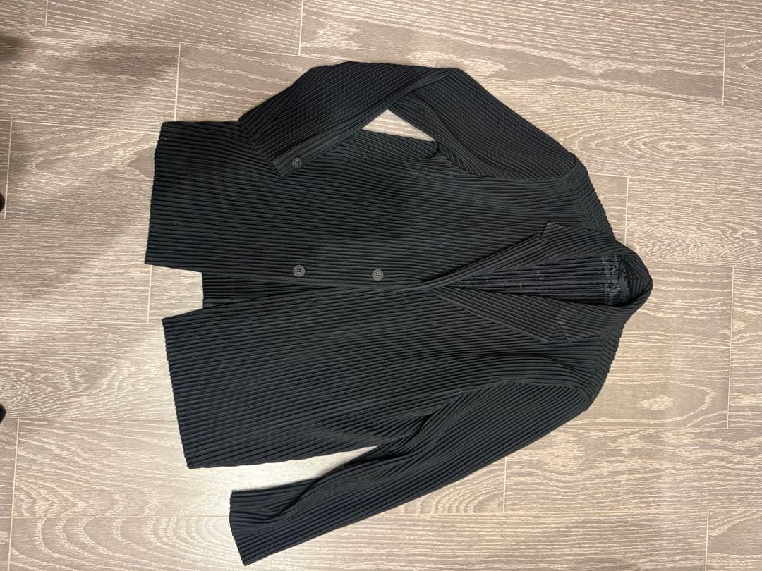 a*a様 ISSEY MIYAKE HOMME PLISSE ジャケット　パンツ