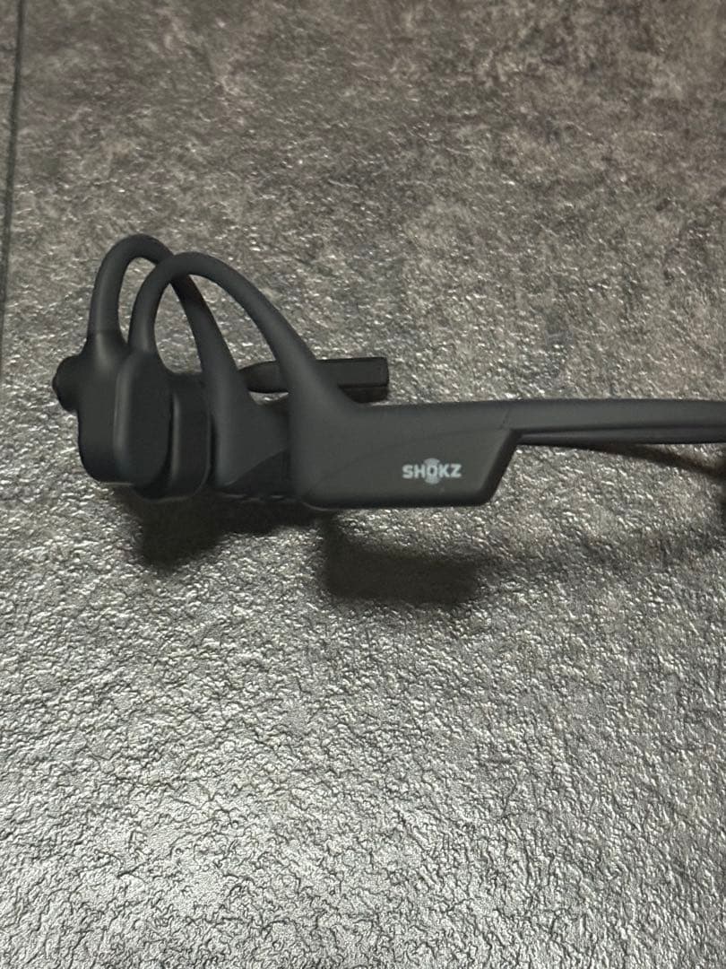 SHOKZ OPENCOMM UC 骨伝導ヘッドセット