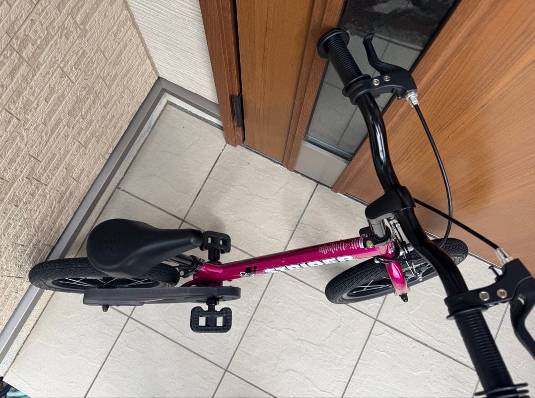 STRIDER 14X ストライダー14インチ　専用キックスタンド付