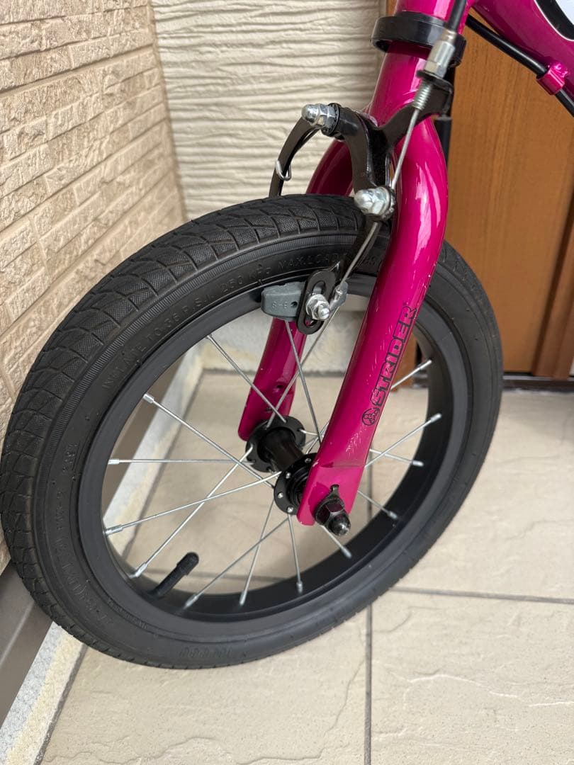 STRIDER 14X ストライダー14インチ　専用キックスタンド付