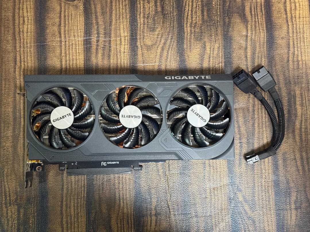 グラフィックボード・グラボ・ビデオカード GIGABYTE GeForce RTX 4070 Ti SUPER 16GB