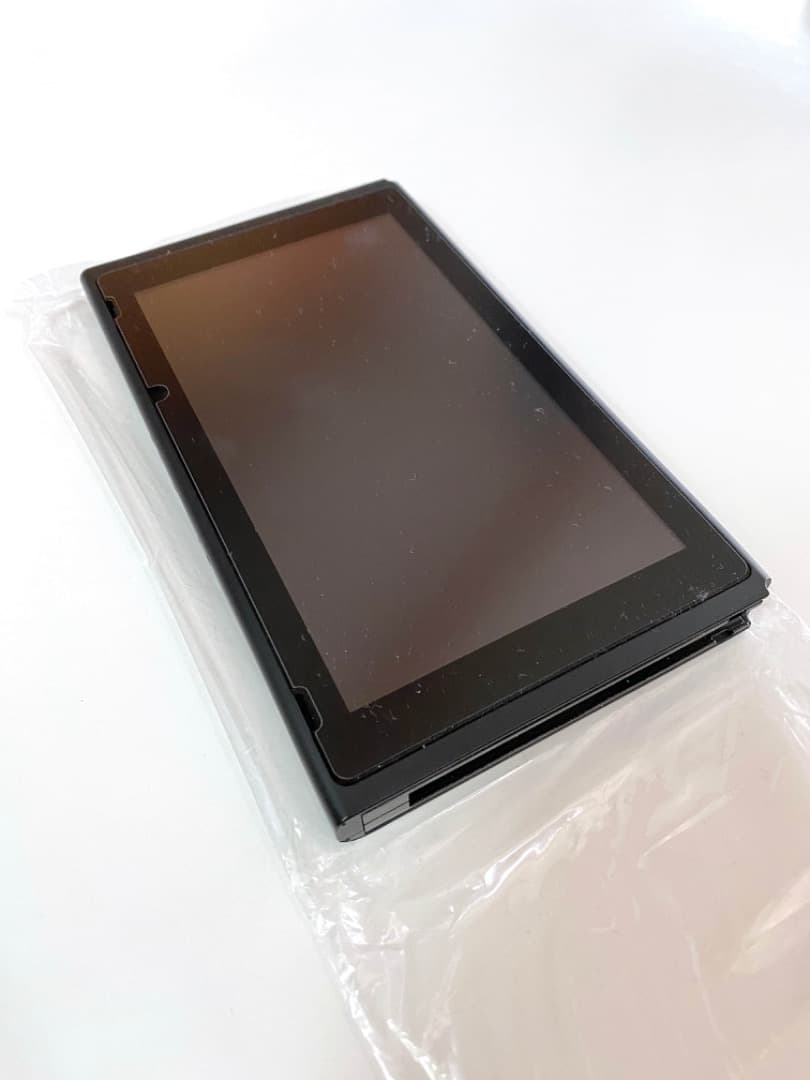 【ほぼ未使用】NINTENDO Switch