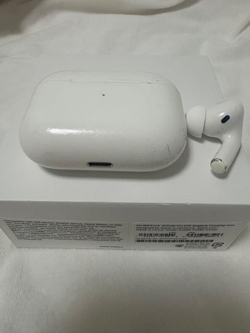 AirPods Pro 第2世代　左耳なし