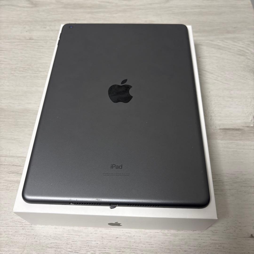 Apple iPad (第8世代) 128GB