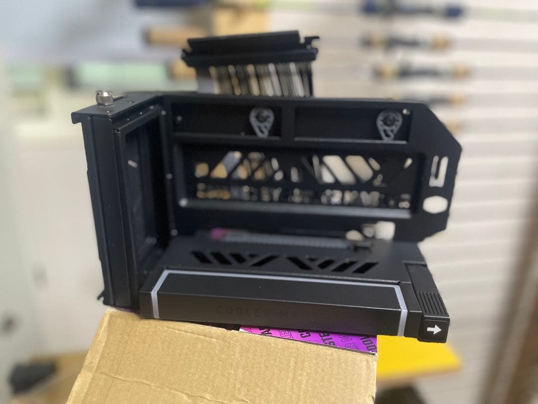 その他 VERTICAL GRAPHICS CARD HOLDER KIT ARGB