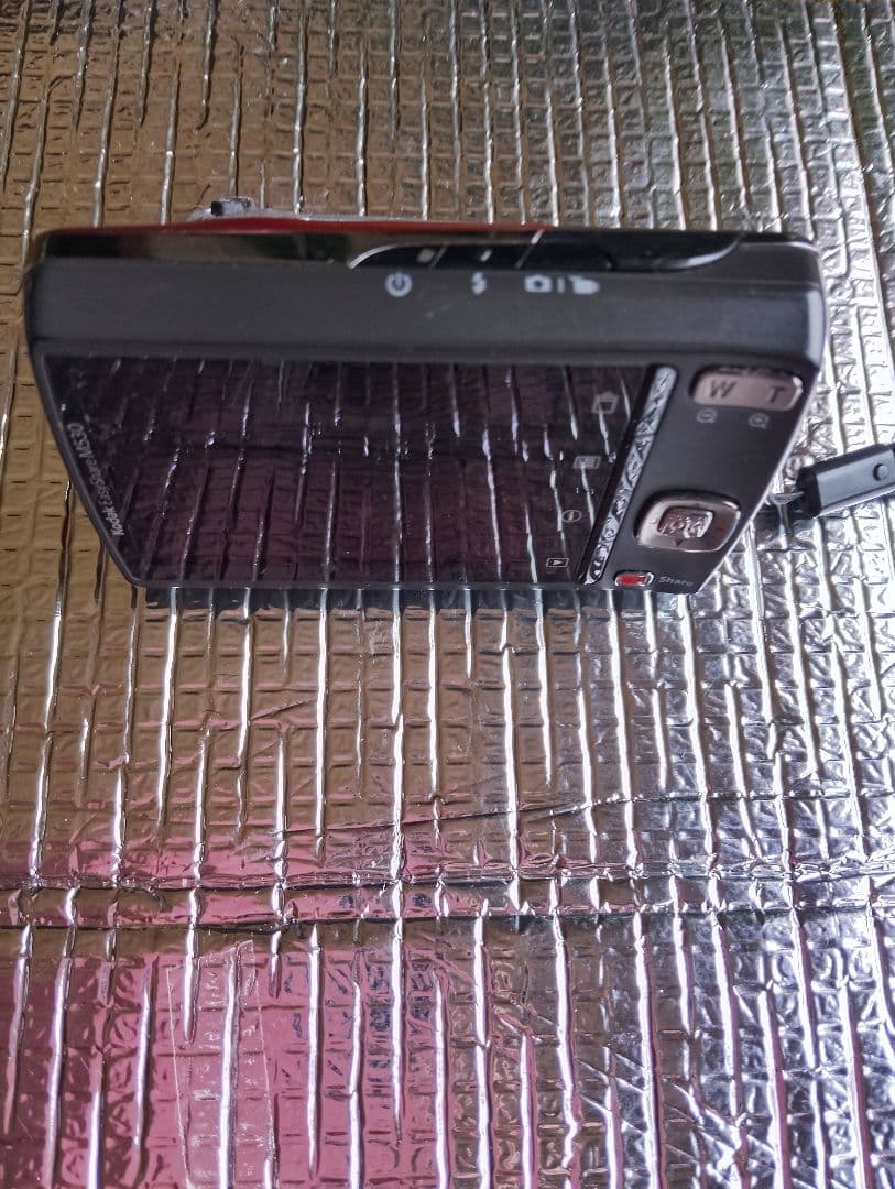 CASIO EXILIM 7.0メガピクセル コンパクトデジタルカメラ