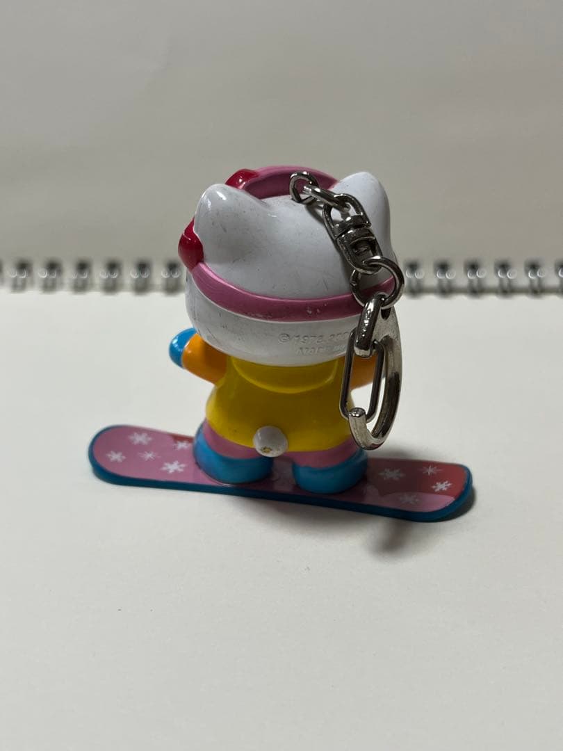ハローキティ キティちゃん　スノーボード キーホルダー　平成レトロ　2000年