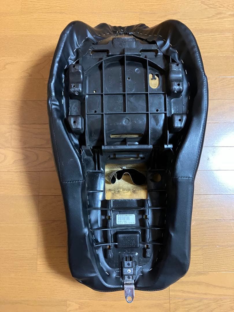 【タイムセール‼️大特価‼️】【送料込‼️】【美品】ハーレー バイク カスタムシート