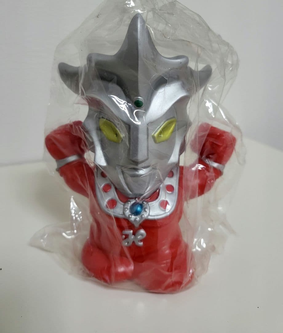 【レア物】11個セット ウルトラマン　ソフビ　貯金箱