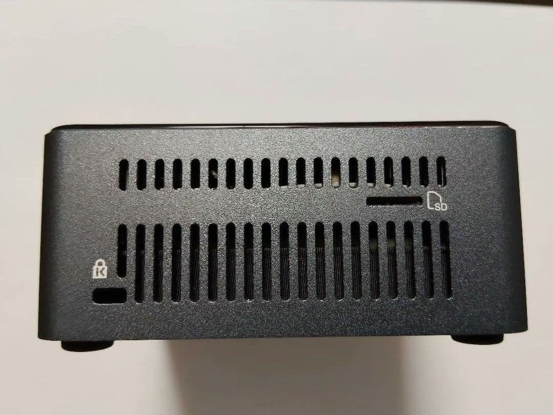 ミニPC intel NUC7i5BNH メモリ32GB SSD1TB