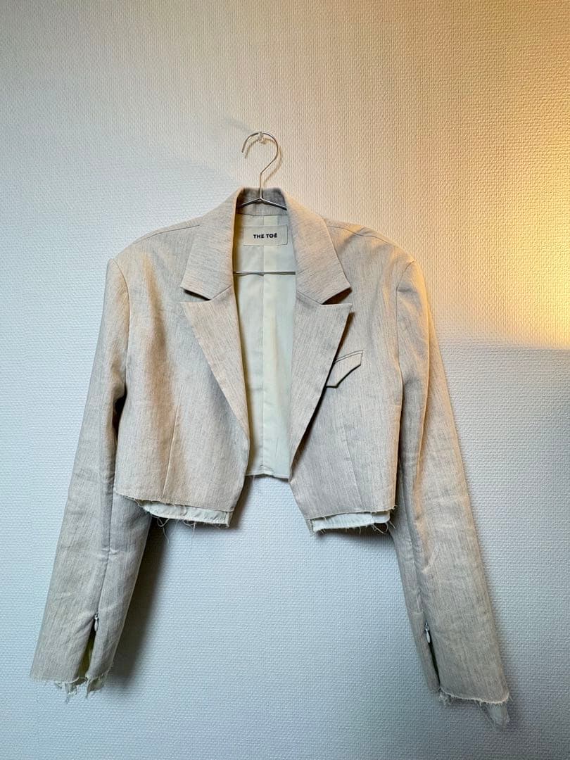 thetoé ジャケット