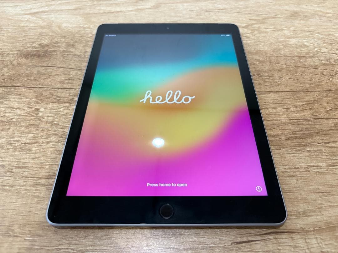 Apple iPad 第6世代 32GB スペースグレー Wi-Fiモデル