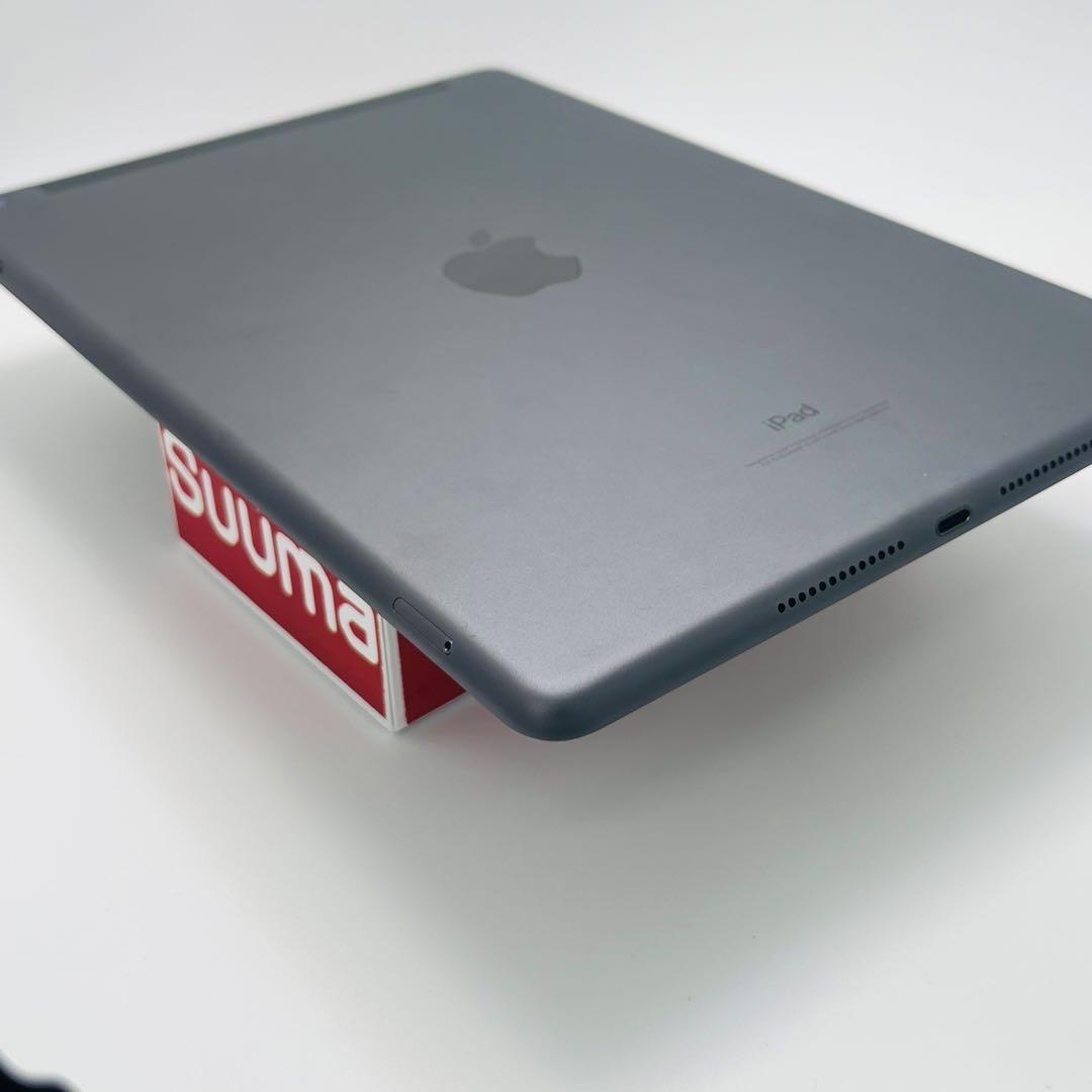 A iPad 8 第8世代　32 GB セルラー　SIMフリー グレイ 本体