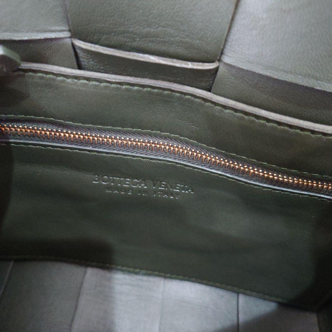 BOTTEGA ショルダーバッグ カーキ レザー