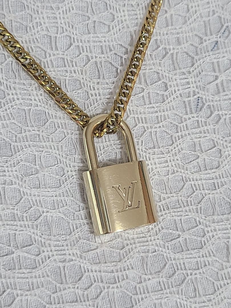 d*様 正規品　LOUISVUITTON　パドロック　カデナ＆キー