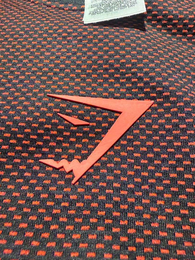  onyx v5 Red long-sleeve M 1点のみ
