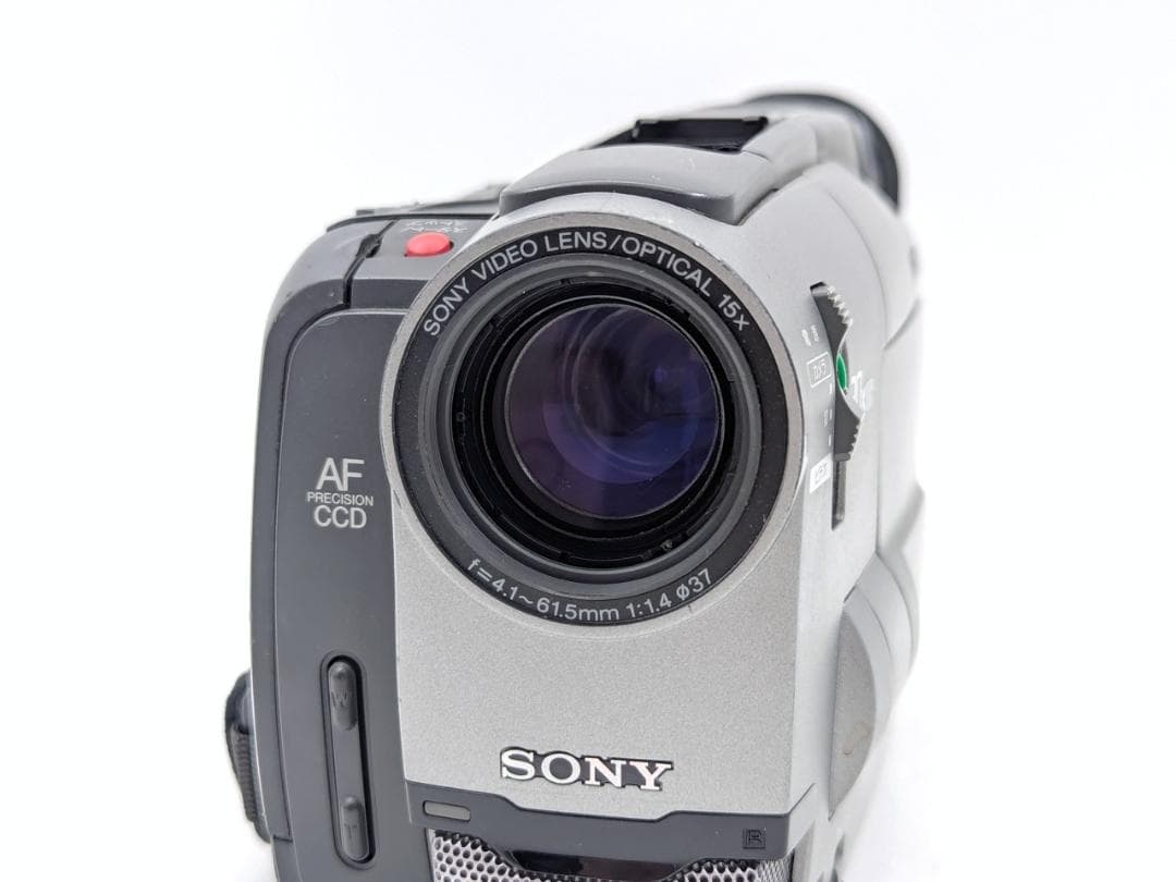 8mmテープのダビングに！SONY ソニービデオカメラ CCD-TRV91 02